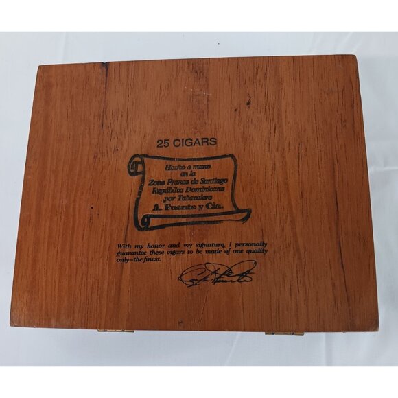 Arturo Fuente Don Carlos Empty Wooden Cigar Box 8 1/4" x 6 5/8" Crafts Stash GUC - Picture 8 of 13